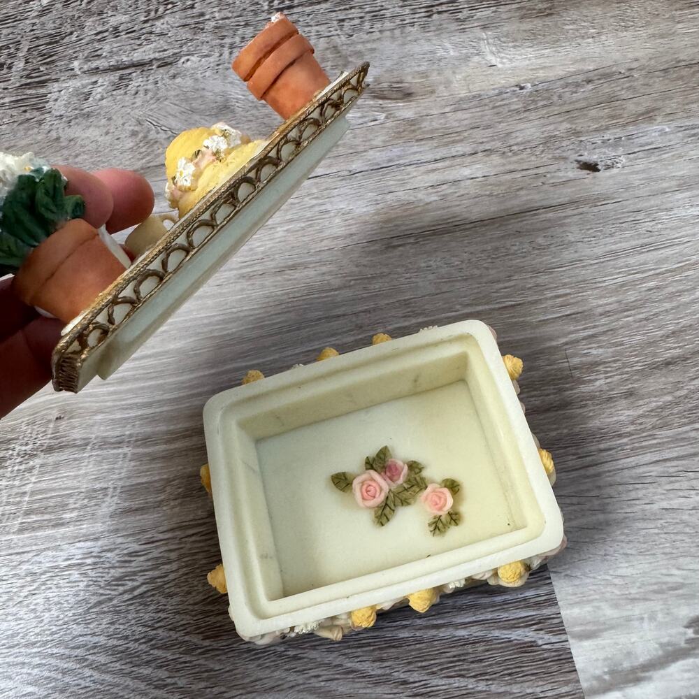 Vintage Dezine Miniature Tea Party Trinket Box Floral Cottagecore Decor - Picture 2 of 9